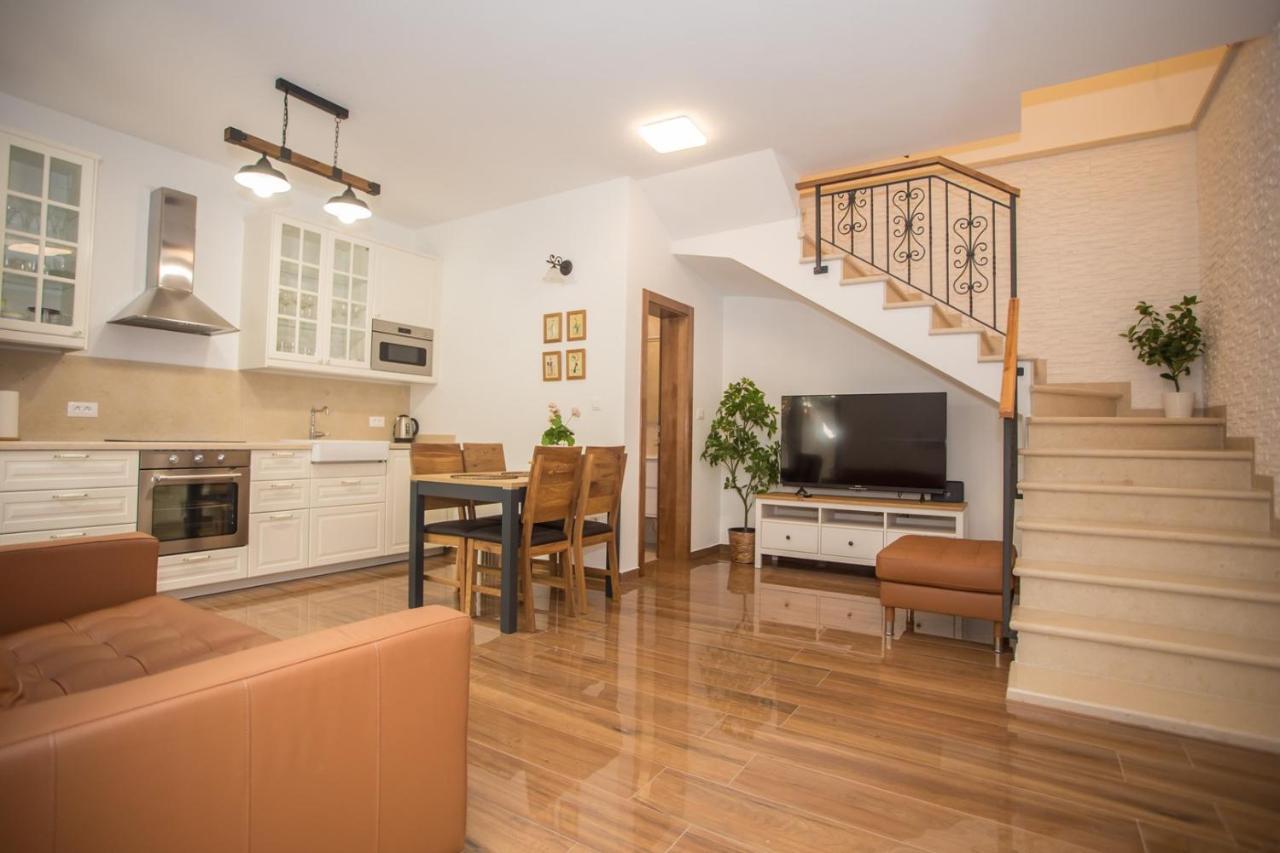 Holiday Home Camellia Пореч Экстерьер фото